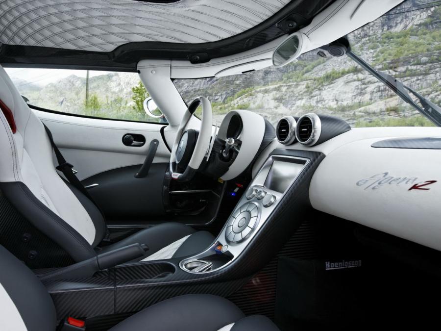 Интерьер Koenigsegg Agera R (7083) 2011 года  (WW) (фото 27 из 27)